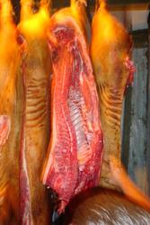 Полутуши свинины и свиные субпродукты